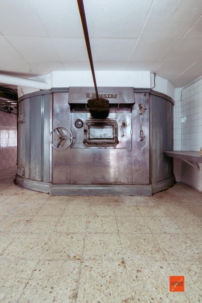 6 bedroom Business for sale in Santa Barbara - € 115,000 (Ref: 8430479)