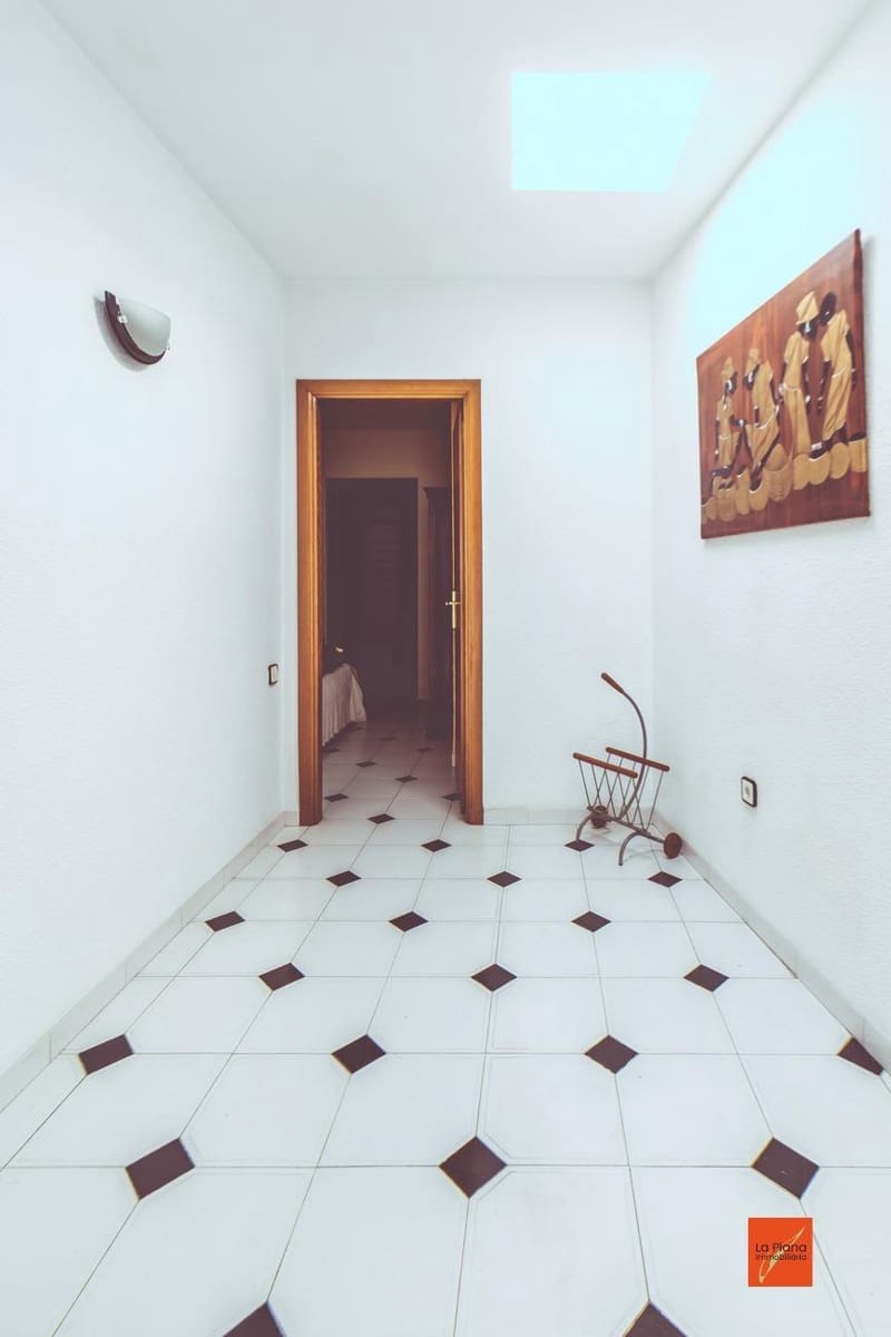 13 soveværelse Hotel til salg i Santa Barbara - € 360.000 (Ref: 8457039)