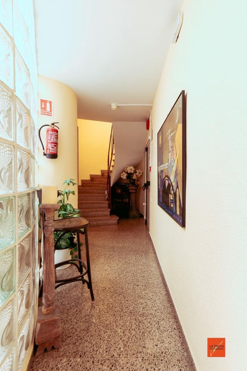 13 soveværelse Hotel til salg i Santa Barbara - € 360.000 (Ref: 8457039)