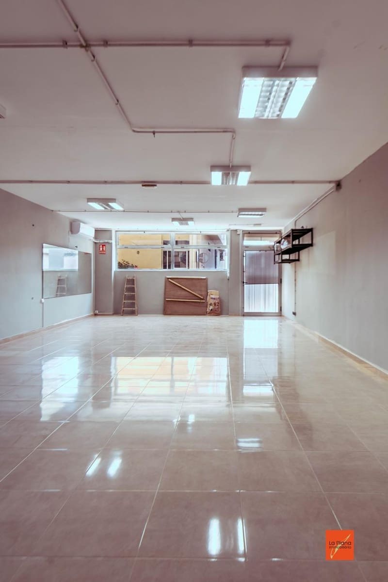 Erhverv til leje i Santa Barbara - € 350 (Ref: 8493877)