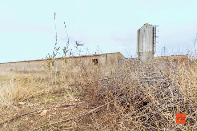 1 bedroom Commercial for sale in Ulldecona - € 110,000 (Ref: 8536596)