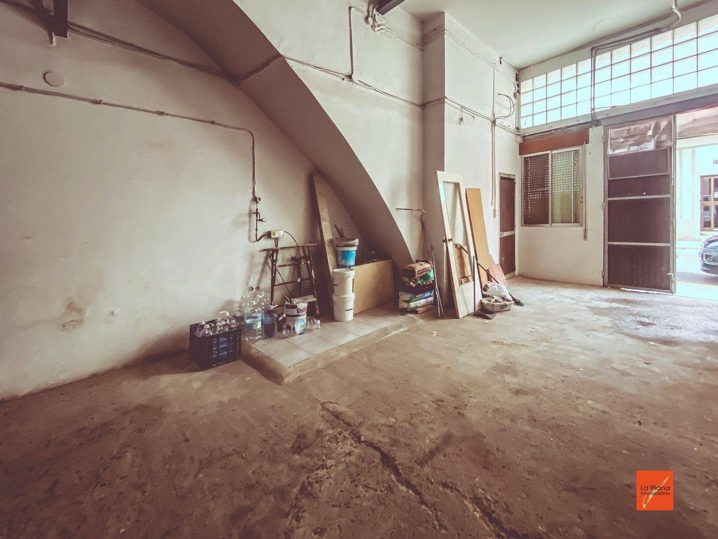 Commercial for sale in Amposta - € 56,000 (Ref: 8576390)