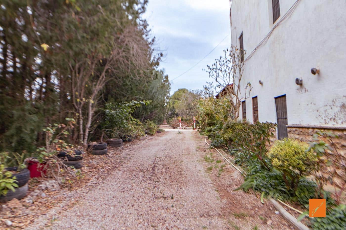 7 soveværelse Finca/Landehus til salg i Masdenverge med garage - € 785.000 (Ref: 8610465)