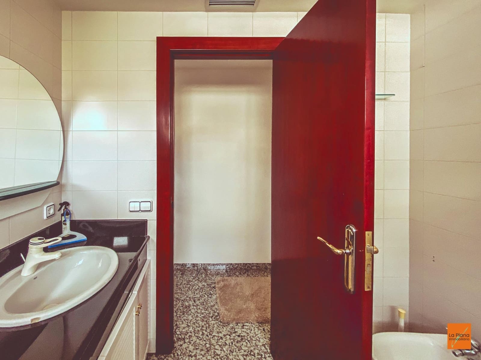 6 bedroom Villa for sale in La Senia with pool garage - € 389,000 (Ref: 8615183)