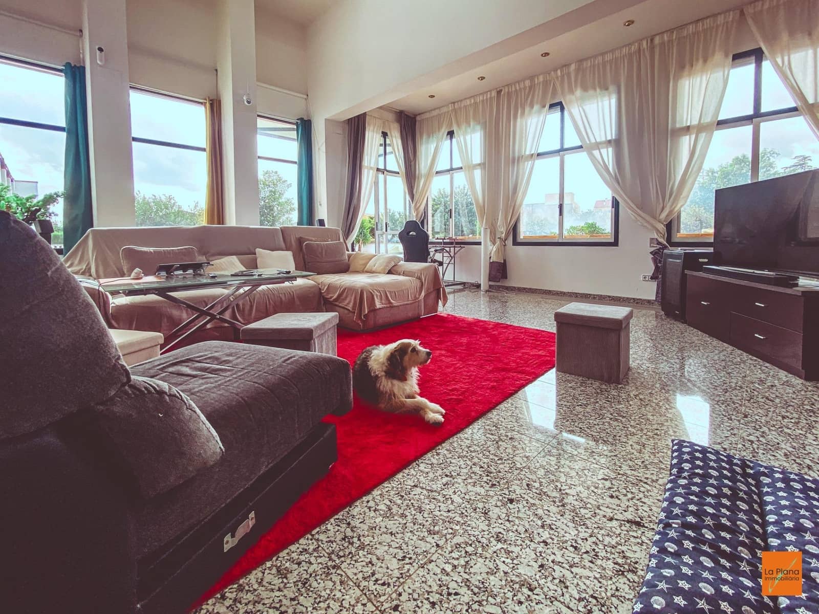 6 bedroom Villa for sale in La Senia with pool garage - € 389,000 (Ref: 8615183)