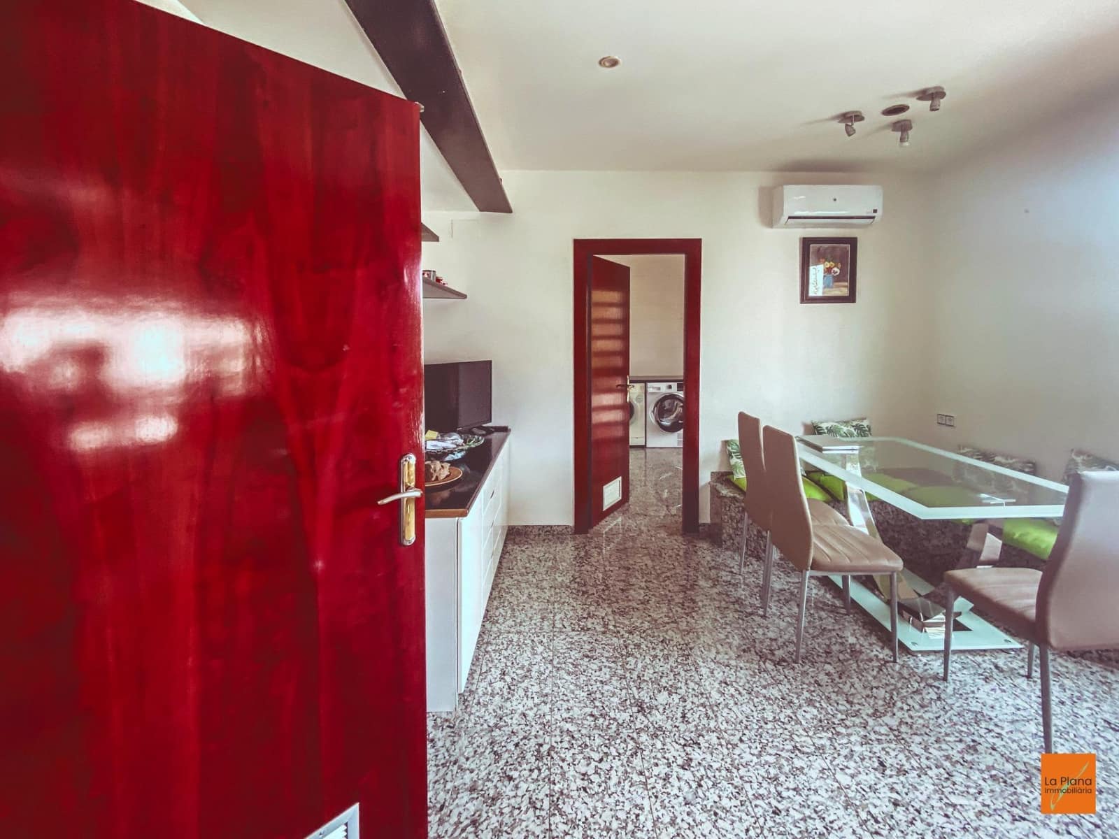 6 bedroom Villa for sale in La Senia with pool garage - € 389,000 (Ref: 8615183)