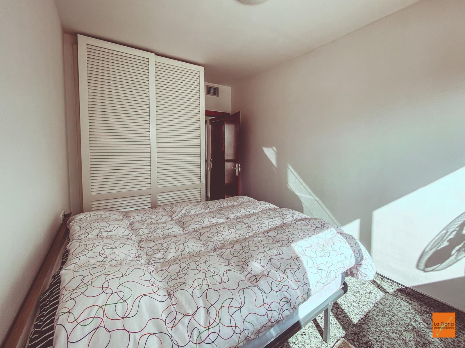 6 bedroom Villa for sale in La Senia with pool garage - € 389,000 (Ref: 8615183)