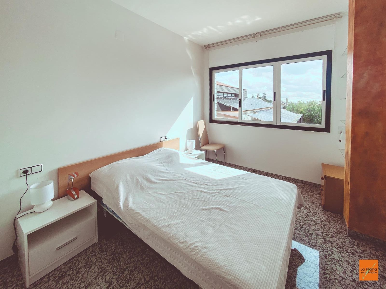 6 bedroom Villa for sale in La Senia with pool garage - € 389,000 (Ref: 8615183)