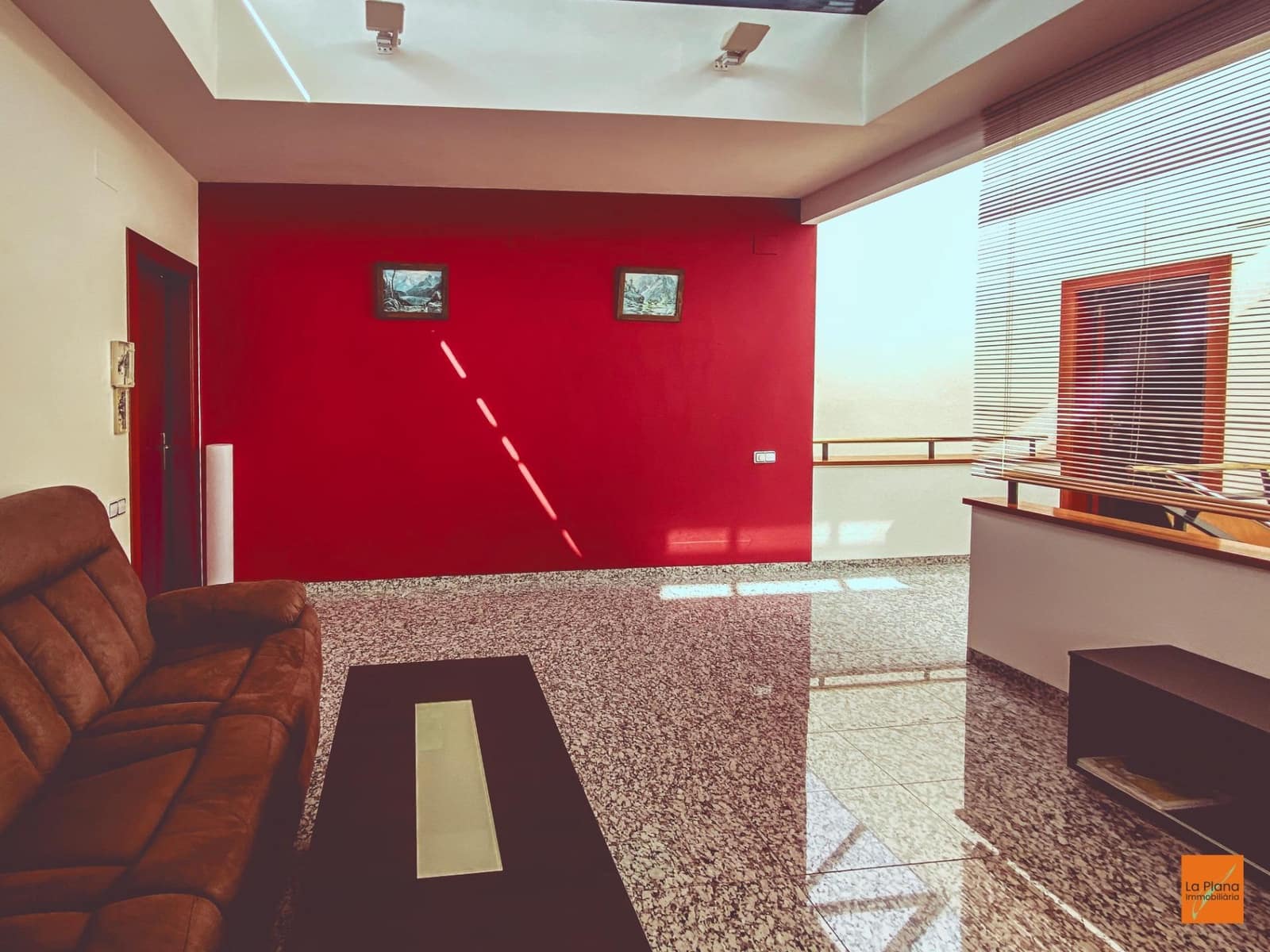 6 bedroom Villa for sale in La Senia with pool garage - € 389,000 (Ref: 8615183)