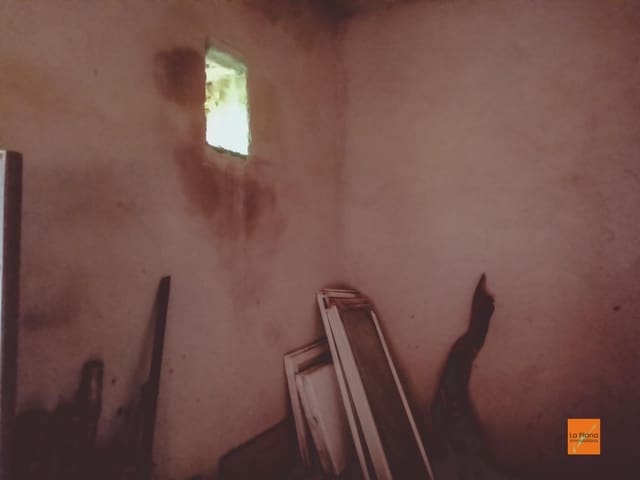 Finca/Country House for sale in Santa Bàrbara - € 32,000 (Ref: 8766979)