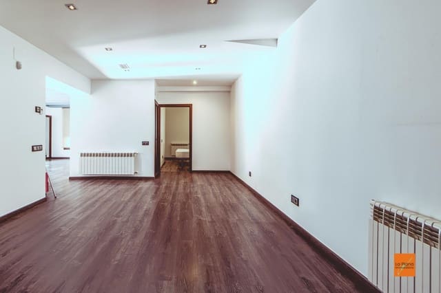 4 bedroom Villa for sale in Santa Bàrbara with pool - € 435,000 (Ref: 8786800)