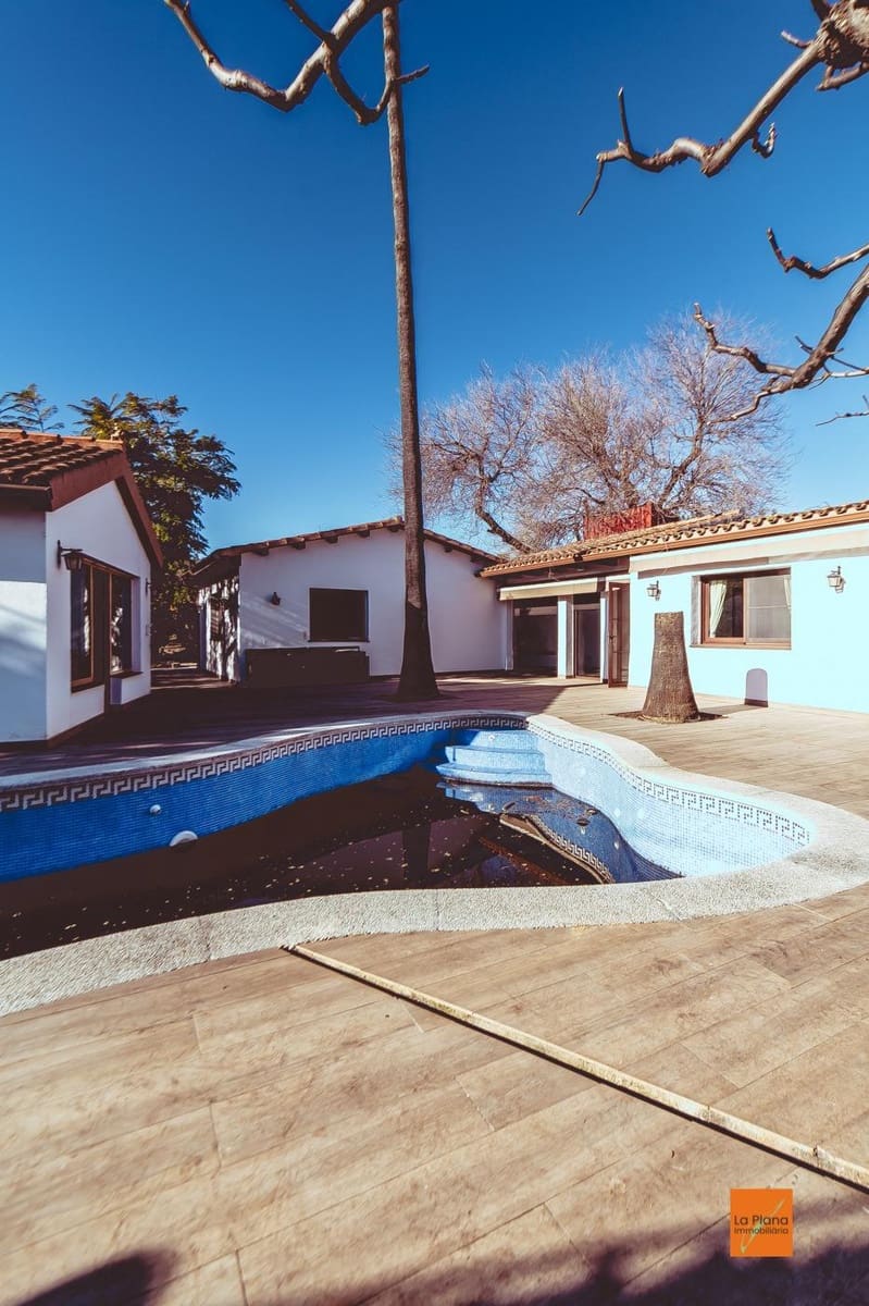 4 chambre Villa/Maison à vendre à Santa Barbara avec piscine - 435 000 € (Ref: 8786800)