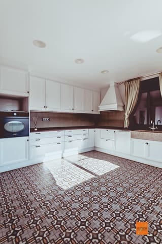 4 bedroom Villa for sale in Santa Bàrbara with pool - € 435,000 (Ref: 8786800)