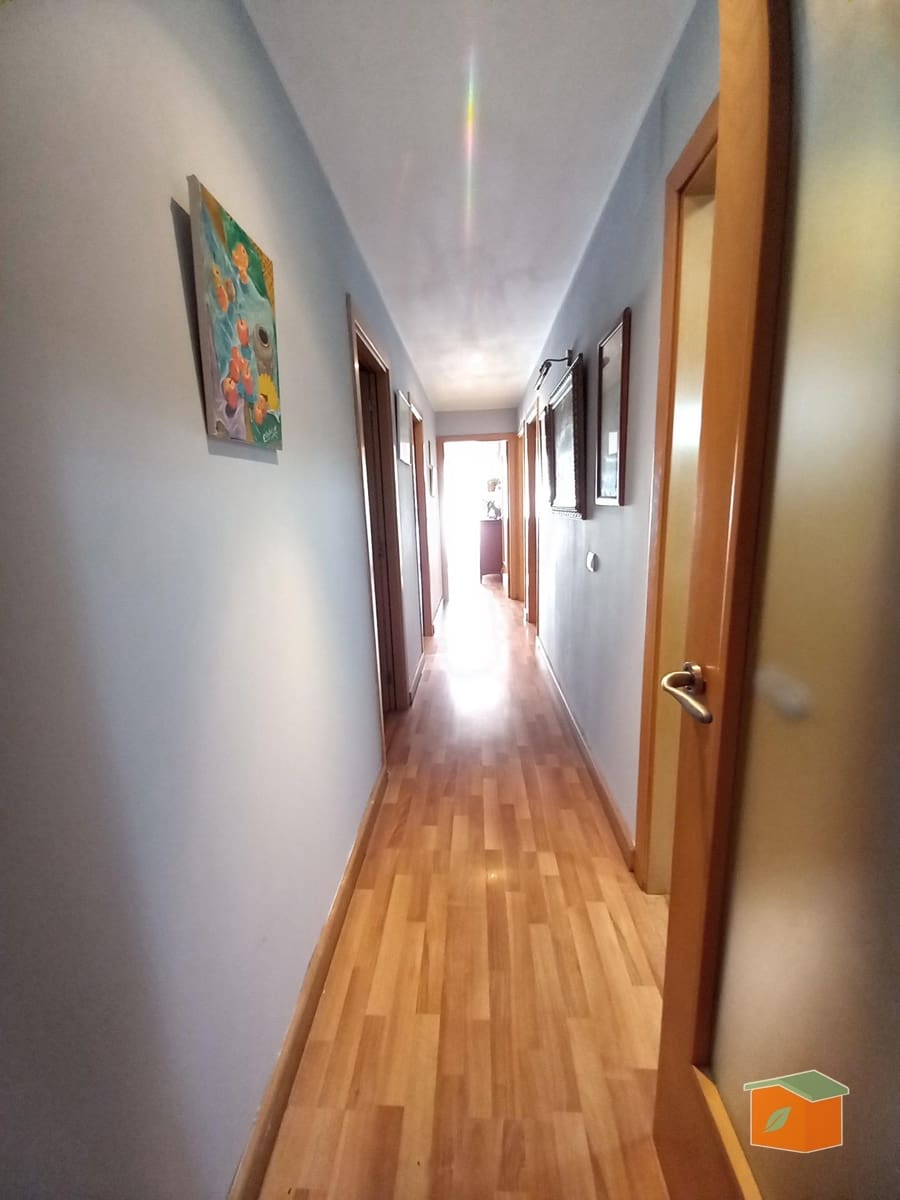 3 soveværelse Lejlighed til salg i Santa Barbara - € 102.000 (Ref: 8900452)