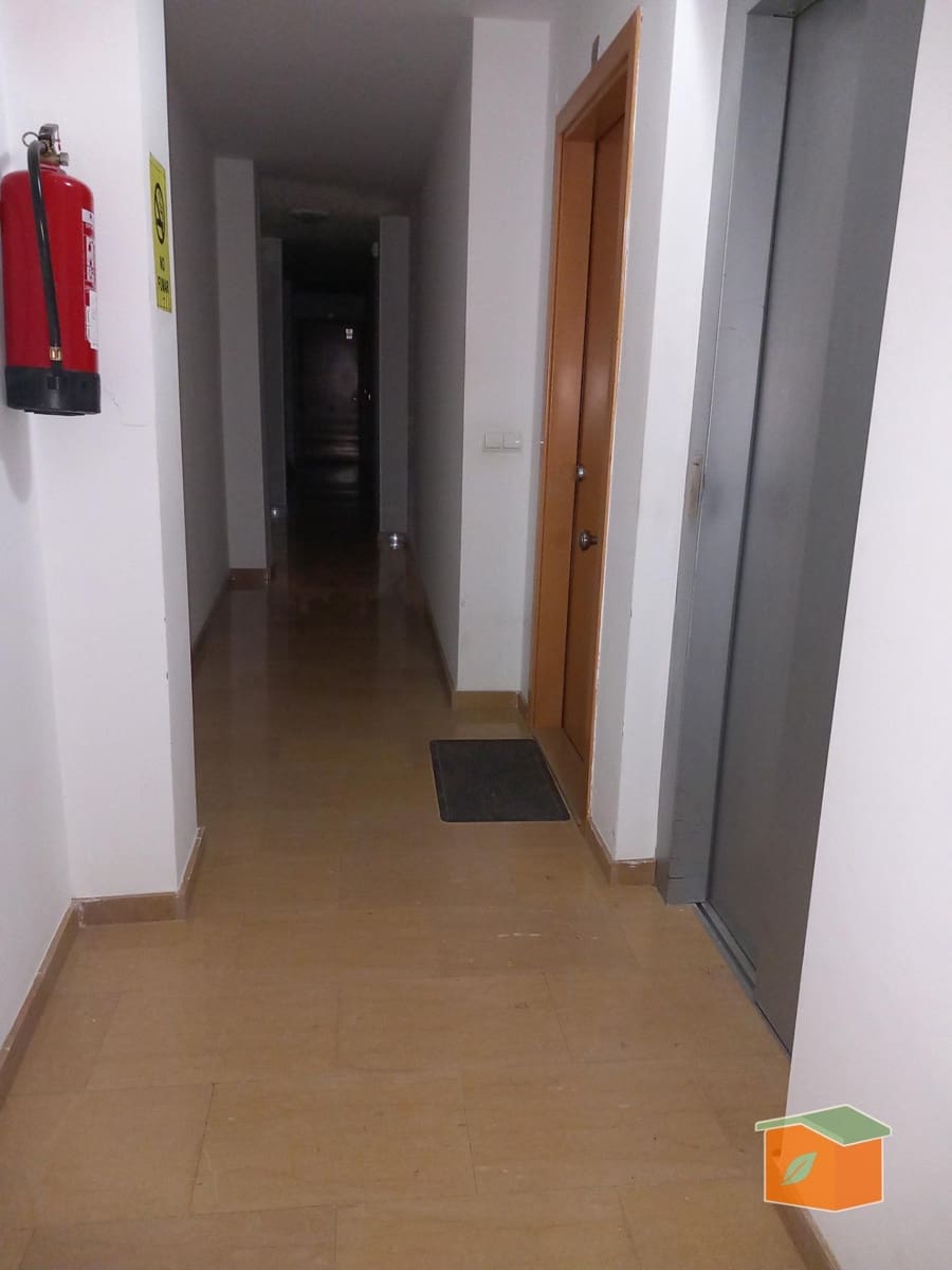 3 soveværelse Lejlighed til salg i Santa Barbara - € 102.000 (Ref: 8900452)