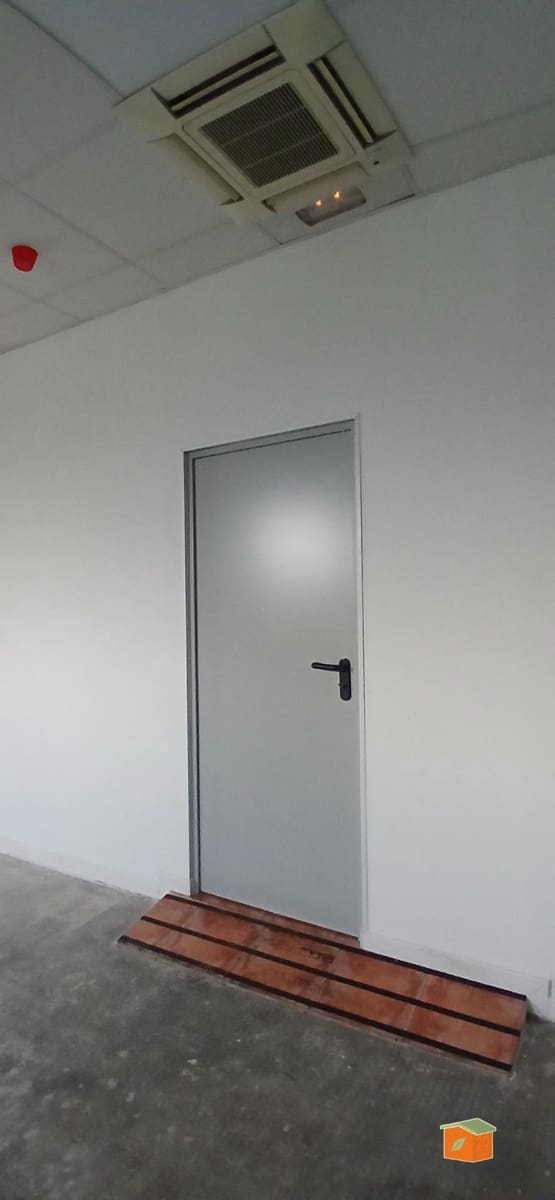 4 quarto Comercial para venda em Tortosa - 129 500 € (Ref: 9007303)