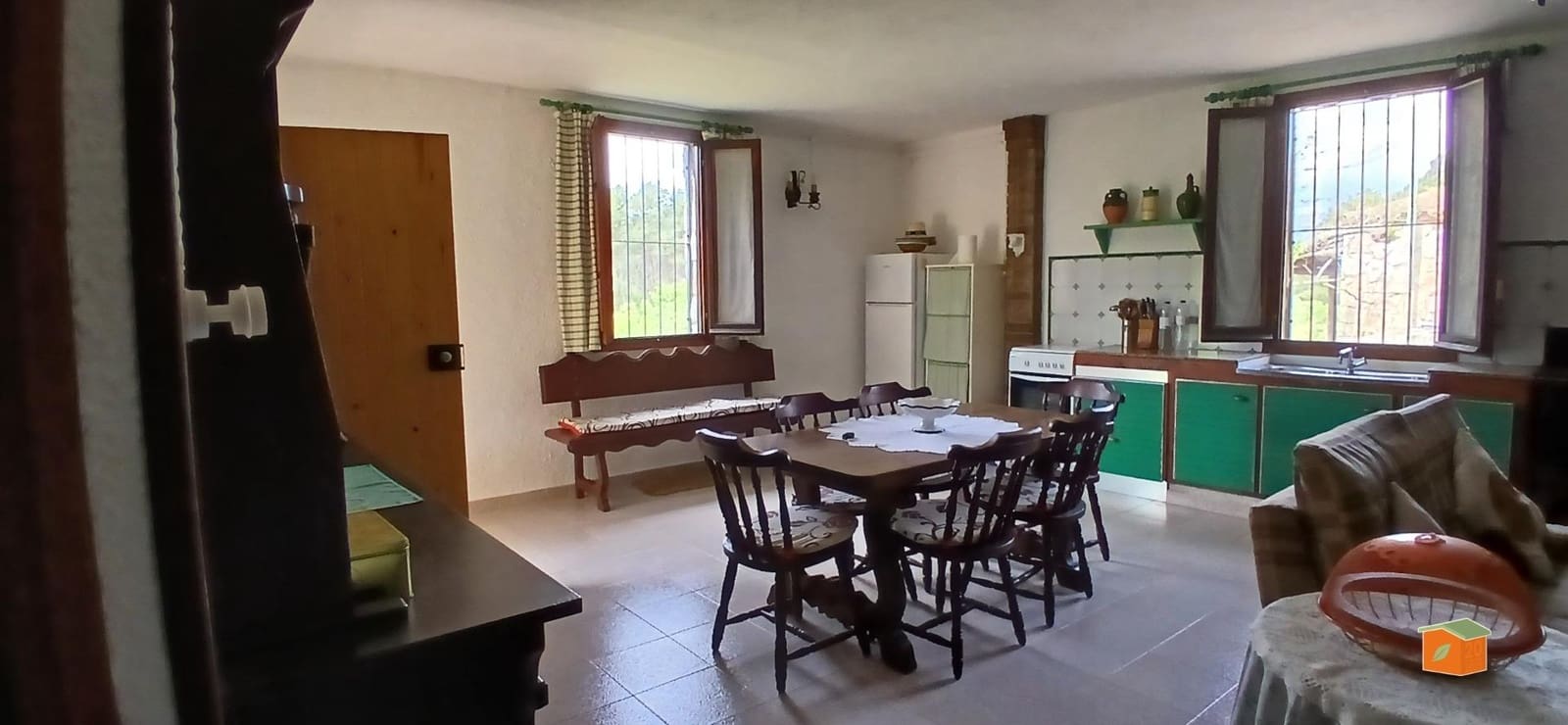 2 soveværelse Finca/Landehus til salg i El Perello med swimmingpool garage - € 245.000 (Ref: 9007304)