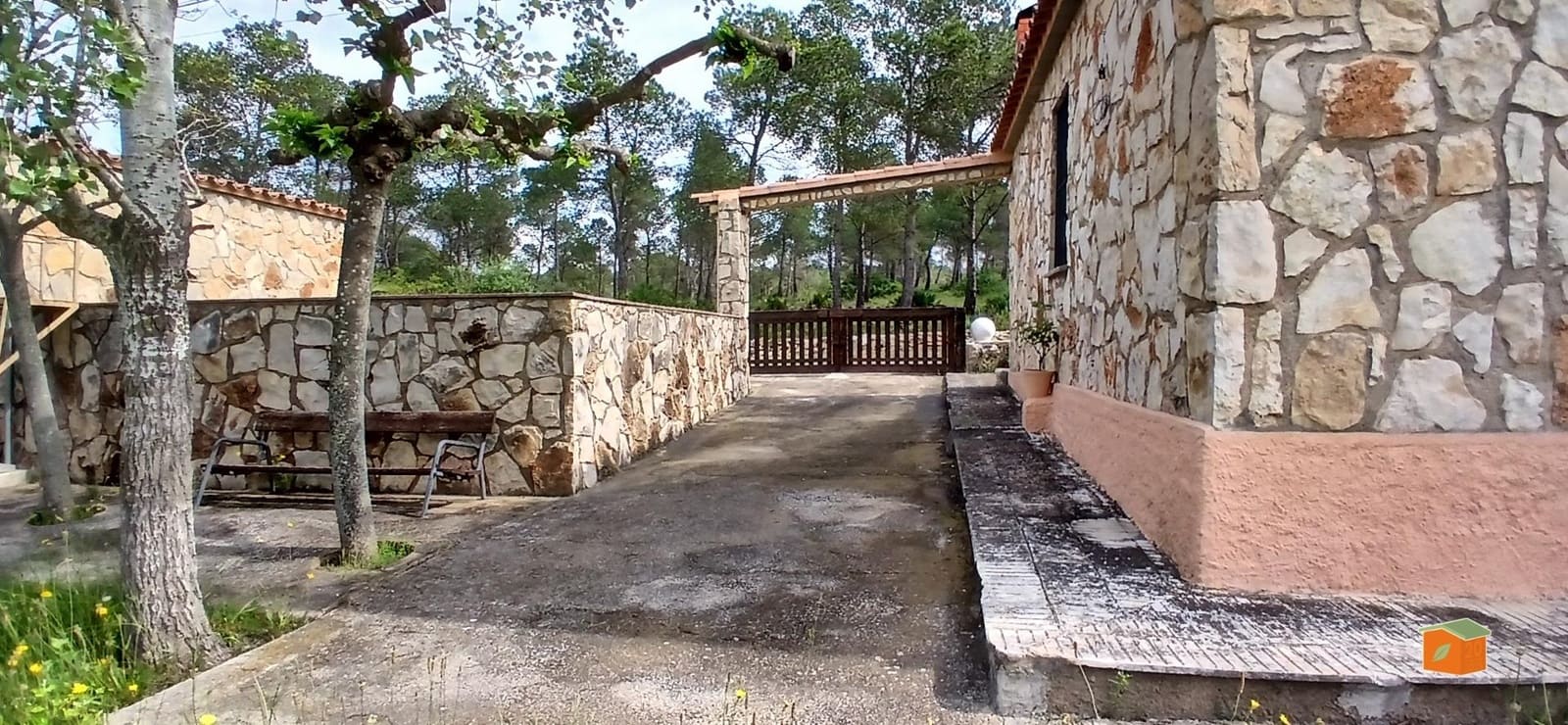 2 soveværelse Finca/Landehus til salg i El Perello med swimmingpool garage - € 245.000 (Ref: 9007304)