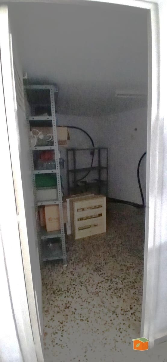 Erhverv til salg i El Raval de Crist - € 89.000 (Ref: 9014437)