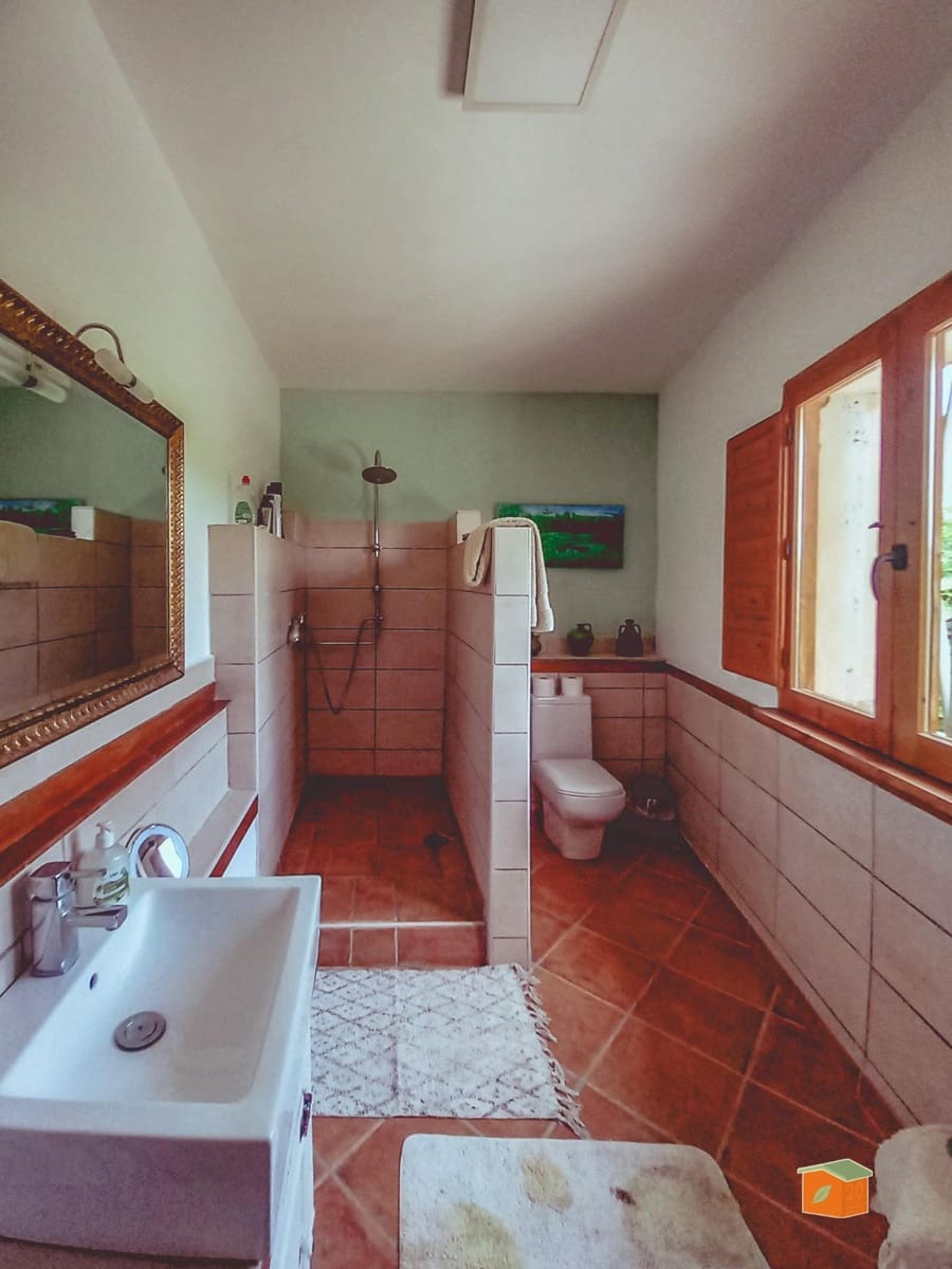 2 soveværelse Villa til salg i Bitem med swimmingpool - € 315.000 (Ref: 9036819)