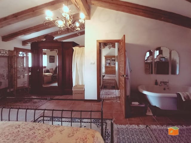 2 soverom Villa til salgs i Bitem, Tortosa med svømmebasseng - € 315 000 (Ref: 9036819)