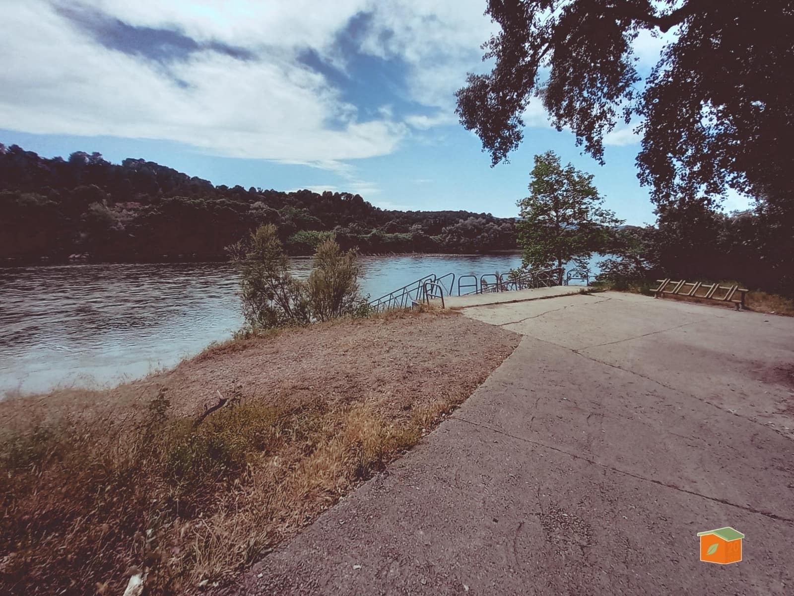 2 soveværelse Villa til salg i Bitem med swimmingpool - € 315.000 (Ref: 9036819)