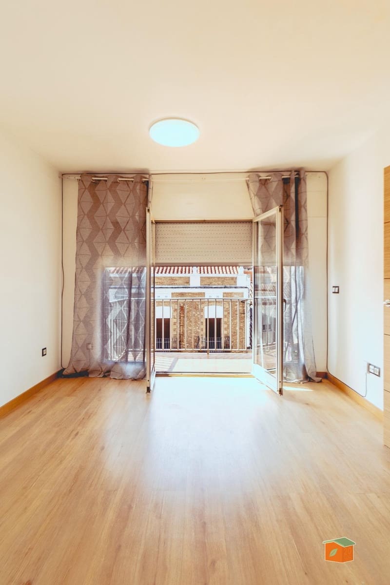 3 bedroom Apartment for sale in Santa Barbara - € 89,500 (Ref: 9183803)