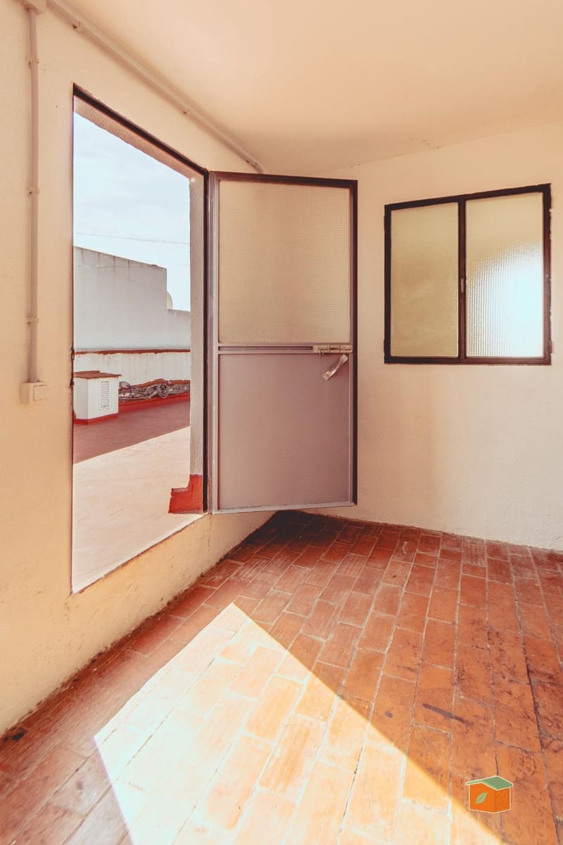 3 bedroom Apartment for sale in Santa Barbara - € 89,500 (Ref: 9183803)