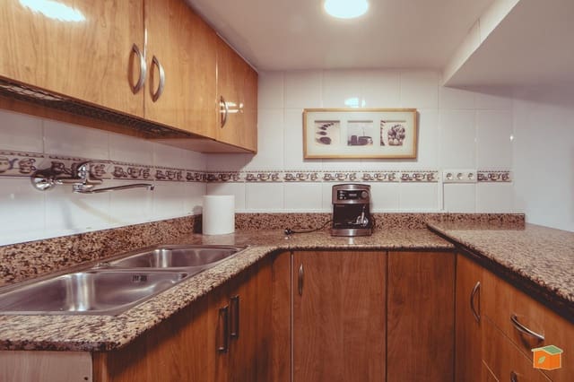 Adosado de 3 habitaciones en Alcanar en venta - 73.500 € (Ref: 9215240)