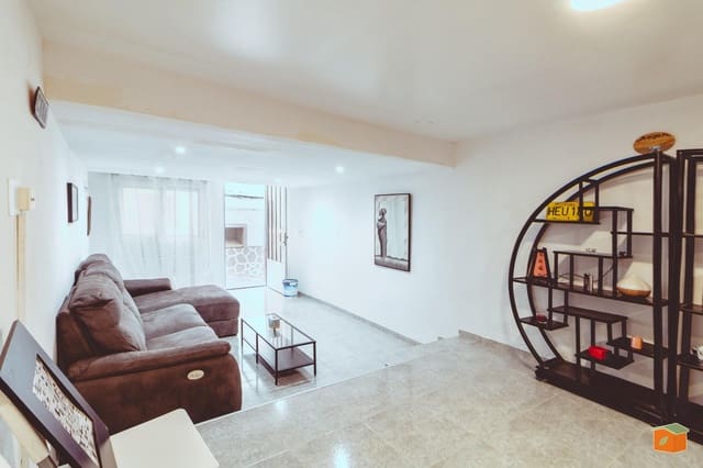 Adosado de 3 habitaciones en Alcanar en venta - 73.500 € (Ref: 9215240)