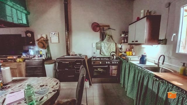 2 soveværelse Finca/Landehus til salg i Alfara de Carles med swimmingpool - € 149.000 (Ref: 9262780)