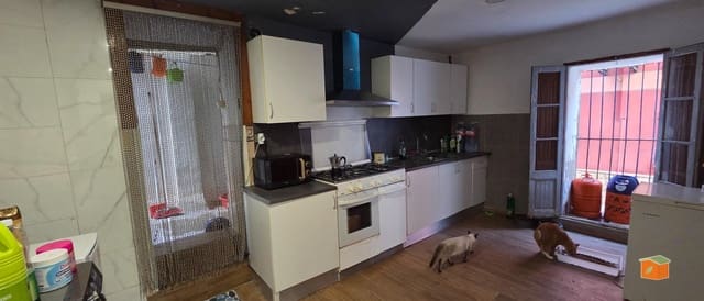 6 soverom Hus til salgs i Santa Bàrbara - € 87 000 (Ref: 9341375)