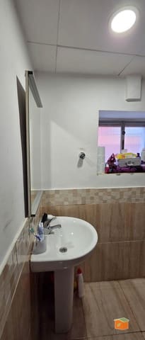 Casa de 6 habitaciones en Santa Bàrbara en venta - 87.000 € (Ref: 9341375)