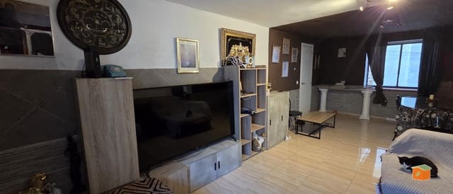 Casa de 6 habitaciones en Santa Bàrbara en venta - 87.000 € (Ref: 9341375)