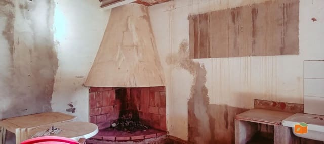 1 sypialnia Finka/Dom wiejski na sprzedaż w Godall z basenem - 57 000 € (Ref: 9396201)