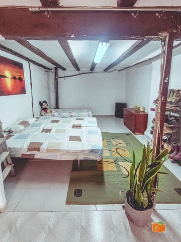 2 soverom Hus til salgs i Tortosa - € 92 000 (Ref: 9446600)