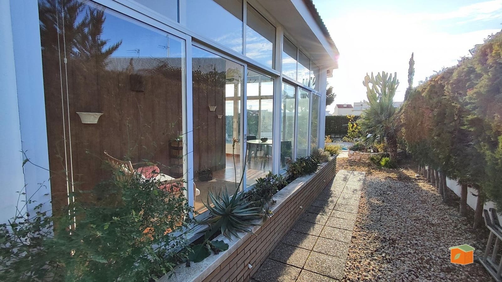 Chalet de 4 habitaciones en Alcanar en venta con piscina garaje - 425.000 € (Ref: 9497544)