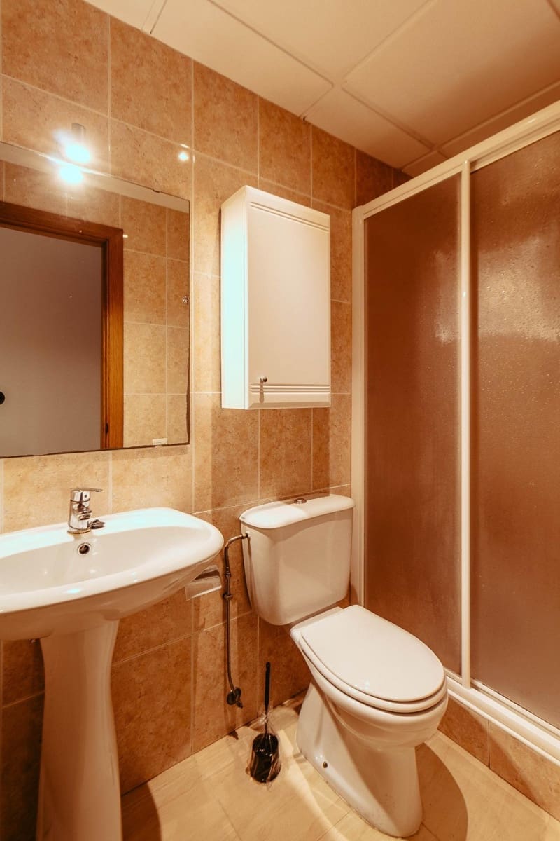 Appartement de 4 chambres à louer à Santa Barbara - 250 € (Ref: 9530828)