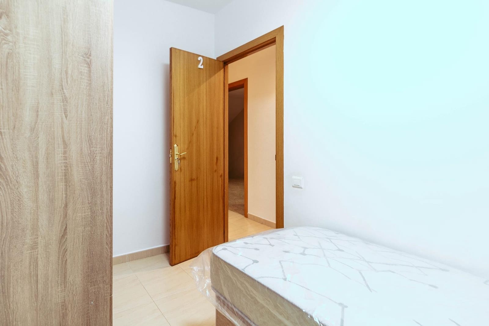 Appartement de 4 chambres à louer à Santa Barbara - 250 € (Ref: 9530828)