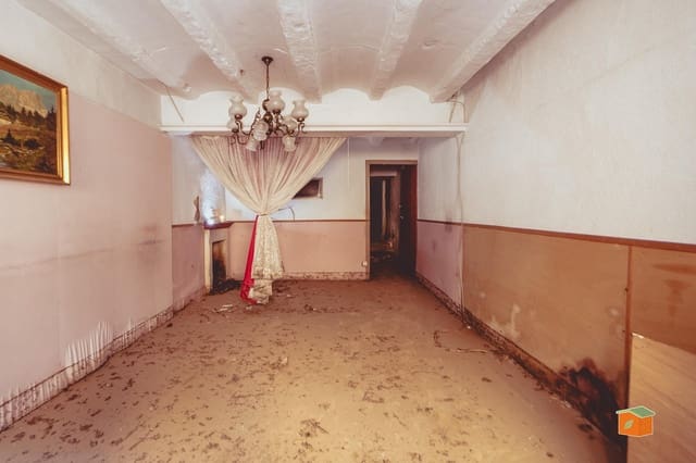 3 chambre Maison de Ville à vendre à Santa Bàrbara - 37 000 € (Ref: 9534079)