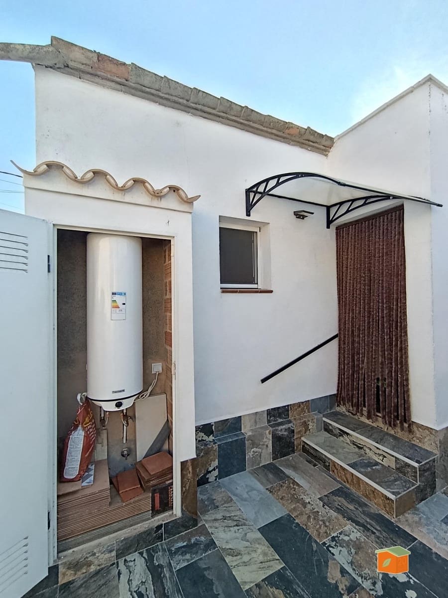 3 bedroom Villa for sale in Deltebre - € 239,000 (Ref: 9571377)