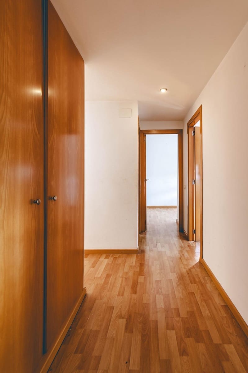 3 bedroom Flat for sale in Santa Barbara with pool - € 85,000 (Ref: 9586713)