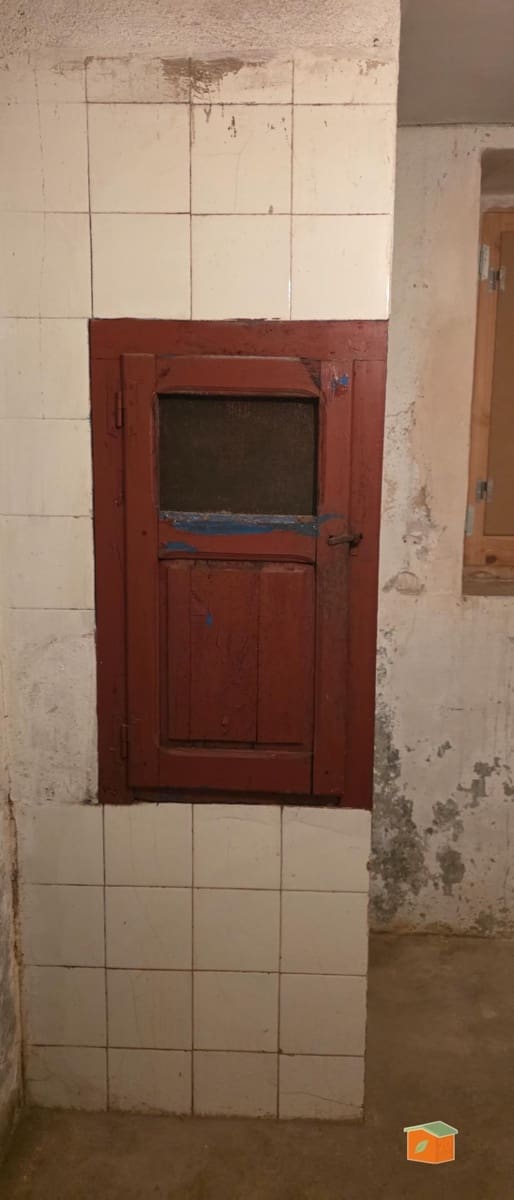 Commercieel te koop in Santa Barbara - € 61.500 (Ref: 9599675)