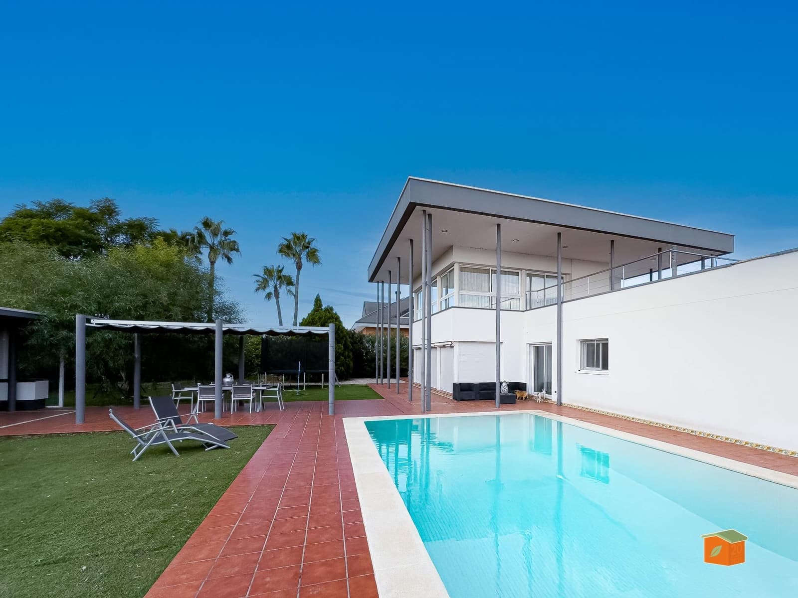 5 Zimmer Villa zu verkaufen in Amposta mit Pool Garage - 539.000 € (Ref: 9608227)