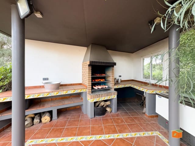 5 Zimmer Villa zu verkaufen in Amposta mit Pool Garage - 539.000 € (Ref: 9608227)