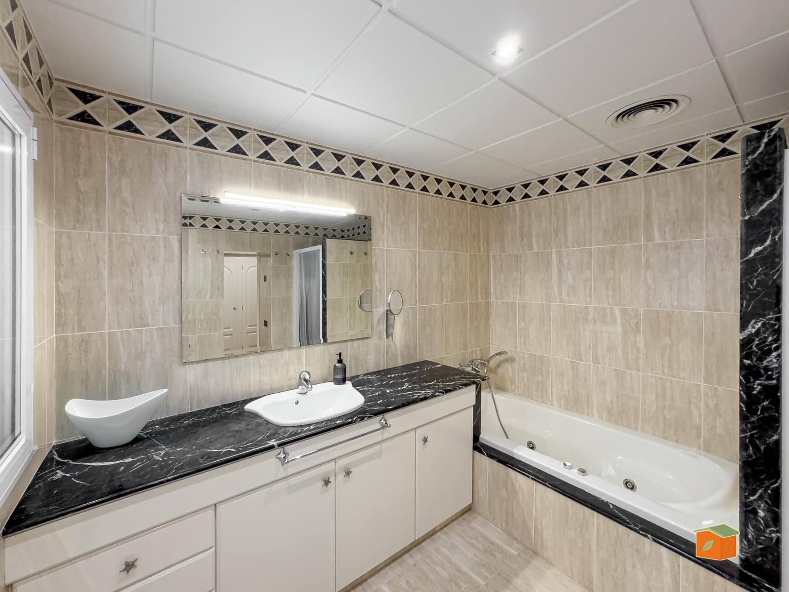 5 Zimmer Villa zu verkaufen in Amposta mit Pool Garage - 539.000 € (Ref: 9608227)