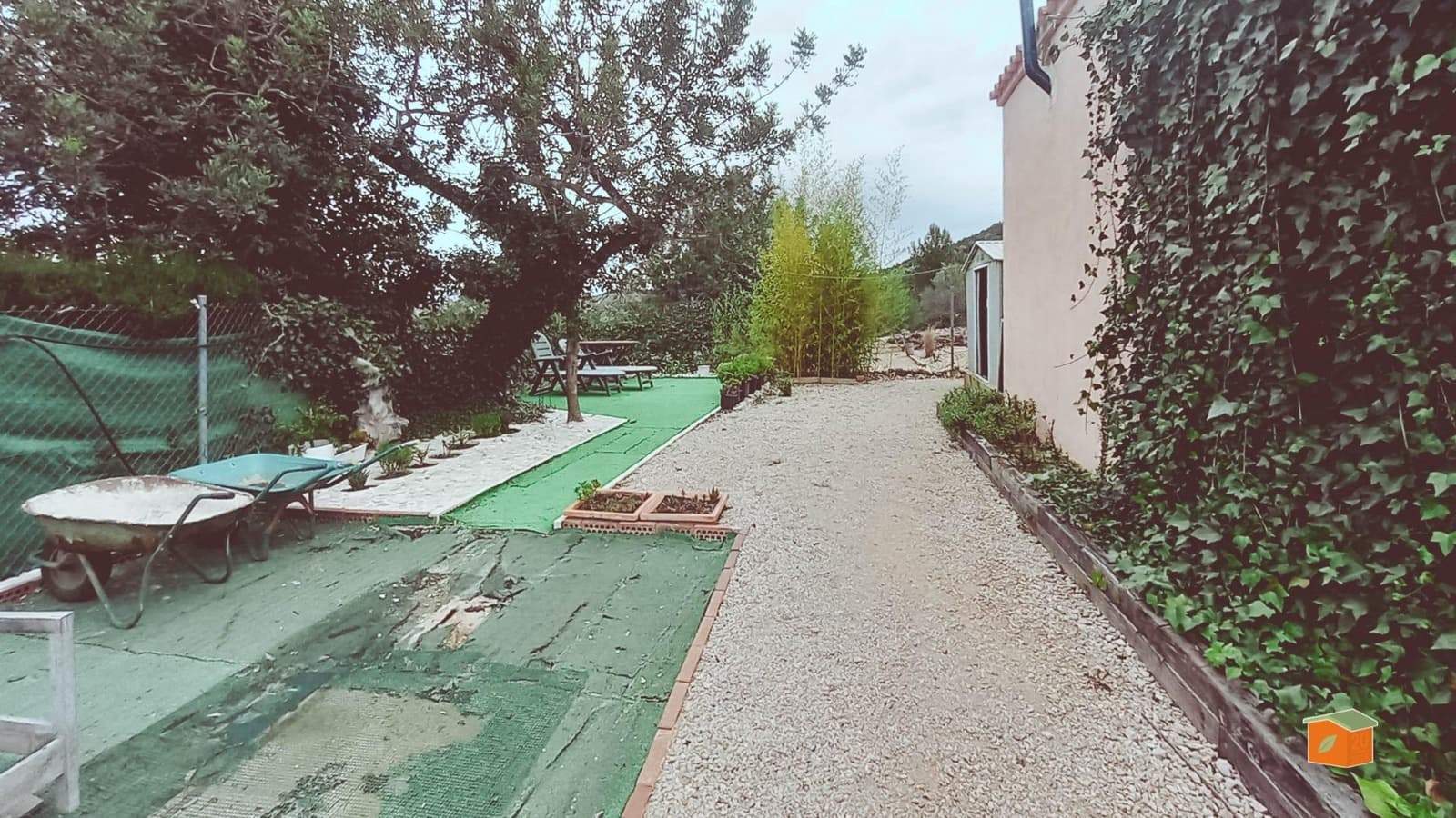 Finca/Landgut zu verkaufen in Freginals mit Pool - 75.000 € (Ref: 9686745)