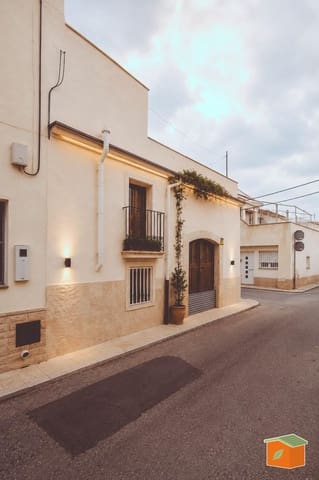 8 sovrum Hus till salu i Santa Bàrbara - 65 000 € (Ref: 9702090)