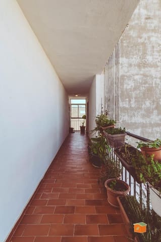 Piso de 4 habitaciones en Santa Bàrbara en venta - 85.000 € (Ref: 9804501)