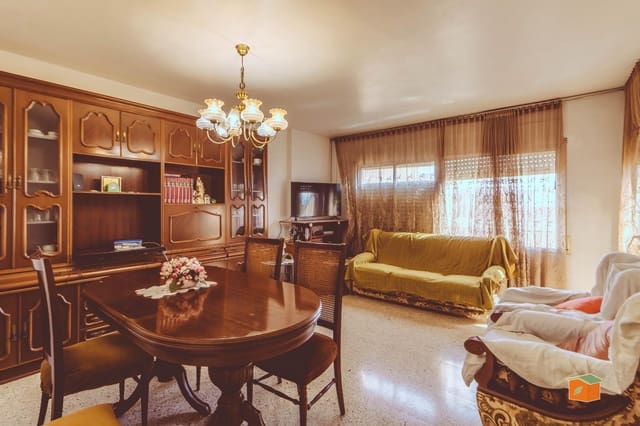 Piso de 4 habitaciones en Santa Bàrbara en venta - 85.000 € (Ref: 9804501)